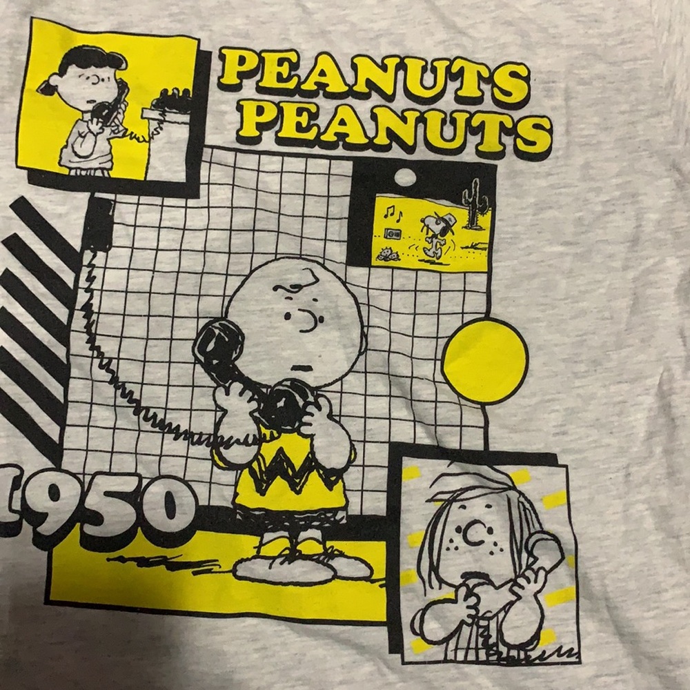 Peanuts Tee - Picture 2 of 4